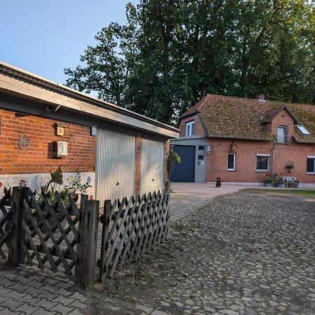Ferienwohnung In Ruhiger Dorflage Naehe Bad Bevensen Natendorf Exterior photo